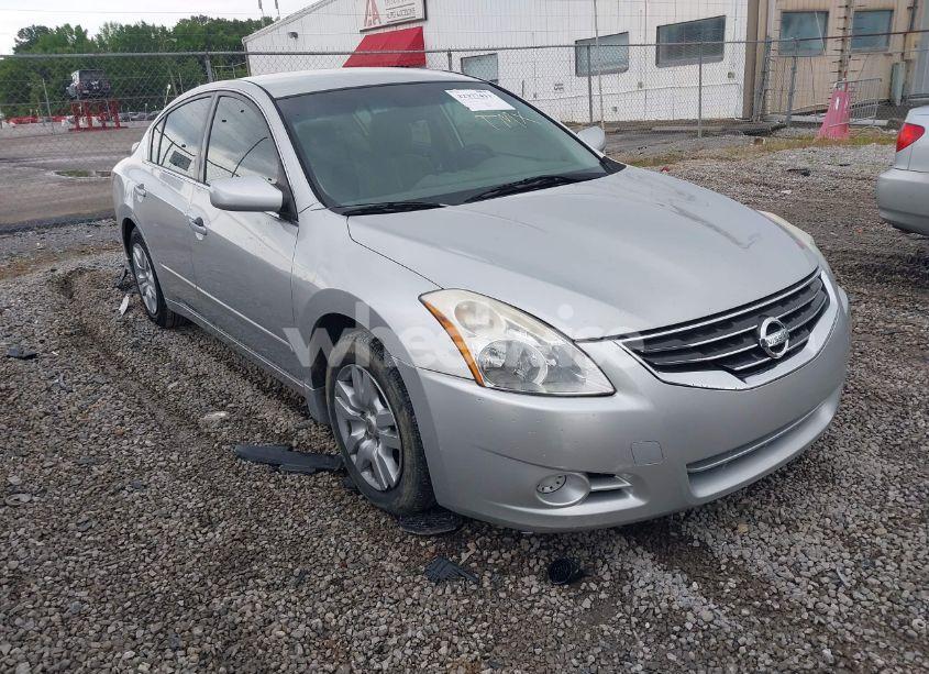 2010 Nissan Altima 2.5 S (VIN 1N4AL2AP5AN444052) main photo