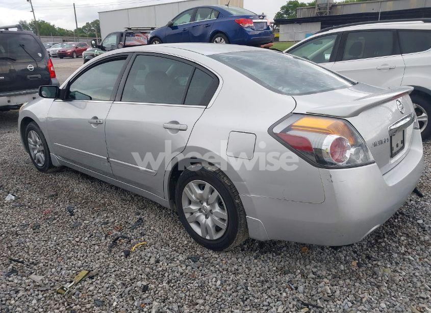 Photo 3 of 2010 Nissan Altima 2.5 S (VIN 1N4AL2AP5AN444052)