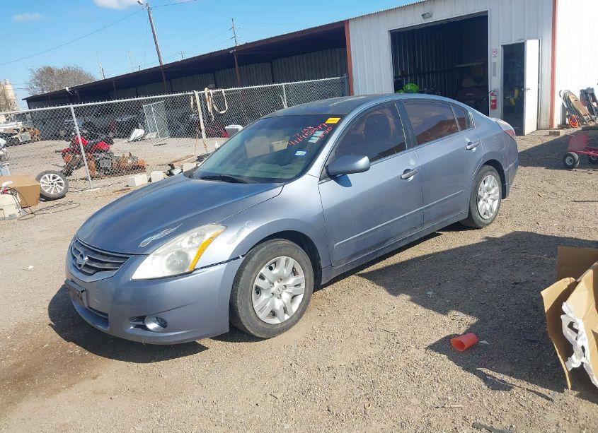 Photo 2 of 2010 Nissan Altima 2.5 S (VIN 1N4AL2AP5AN446397)
