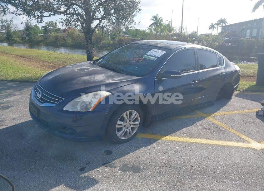 Photo 2 of 2010 Nissan Altima 2.5 S (VIN 1N4AL2AP5AN447307)