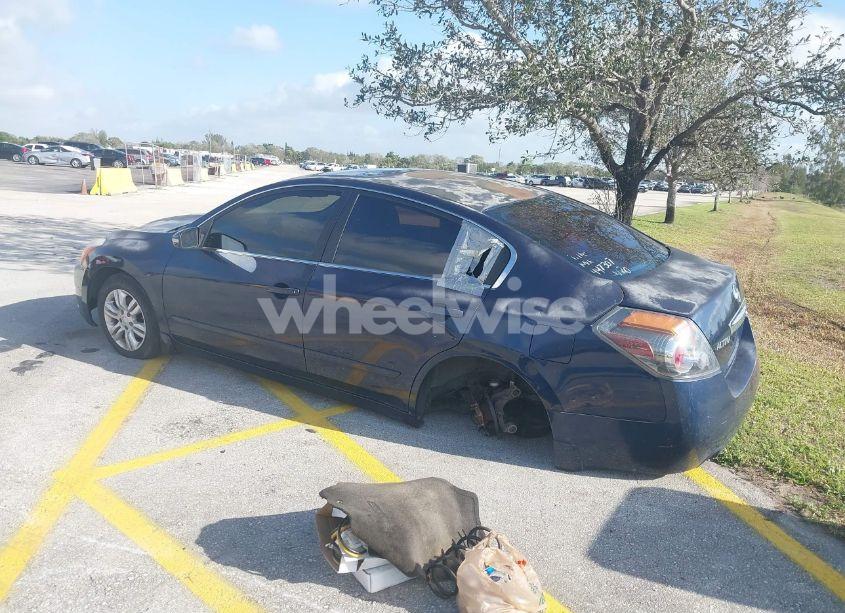 Photo 3 of 2010 Nissan Altima 2.5 S (VIN 1N4AL2AP5AN447307)