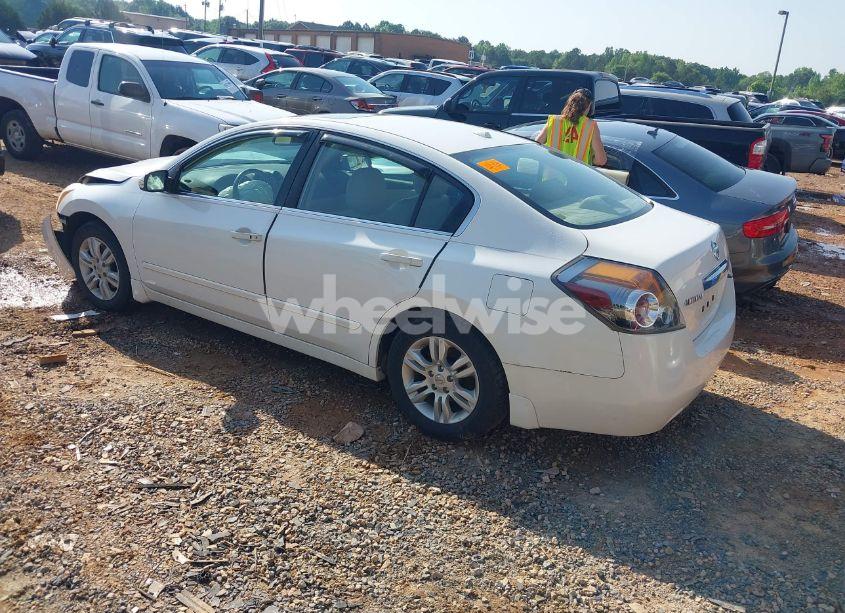 Photo 3 of 2010 Nissan Altima 2.5 S (VIN 1N4AL2AP5AN447503)