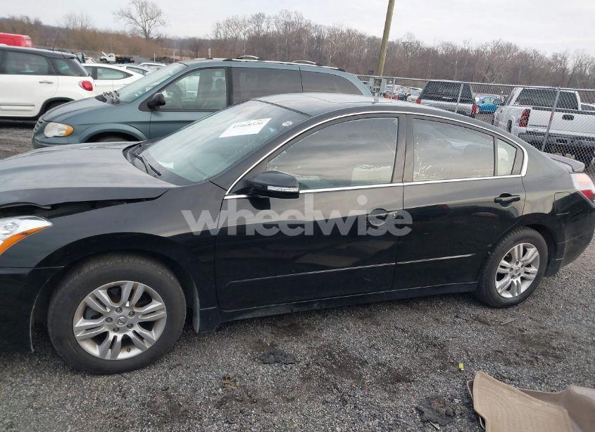 Photo 14 of 2010 Nissan Altima 2.5 S (VIN 1N4AL2AP5AN457710)