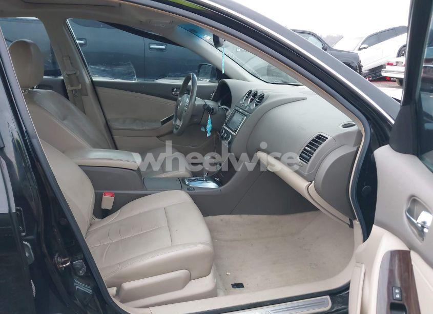 Photo 5 of 2010 Nissan Altima 2.5 S (VIN 1N4AL2AP5AN457710)