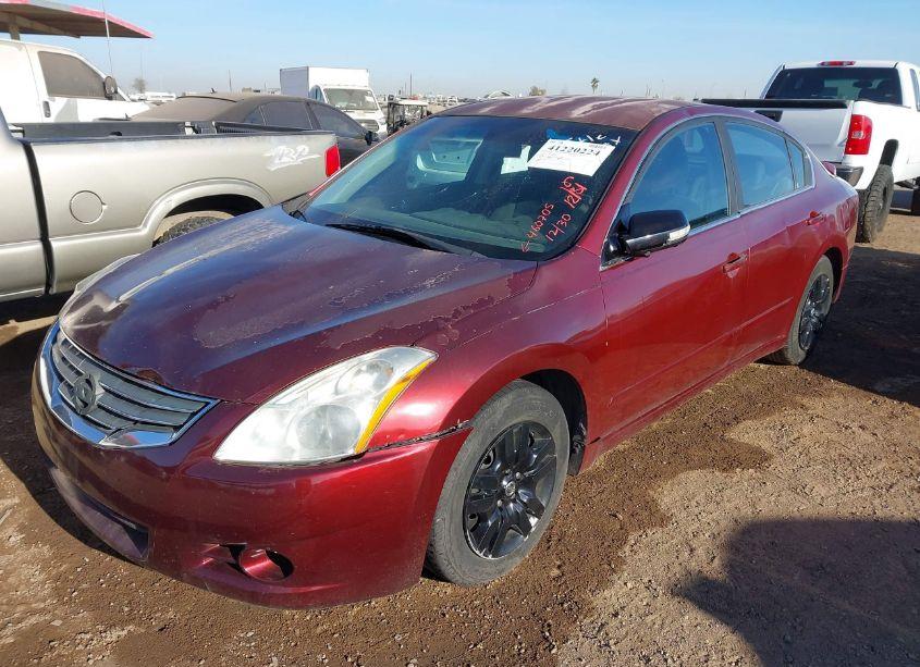 Photo 2 of 2010 Nissan Altima 2.5 S (VIN 1N4AL2AP5AN460705)