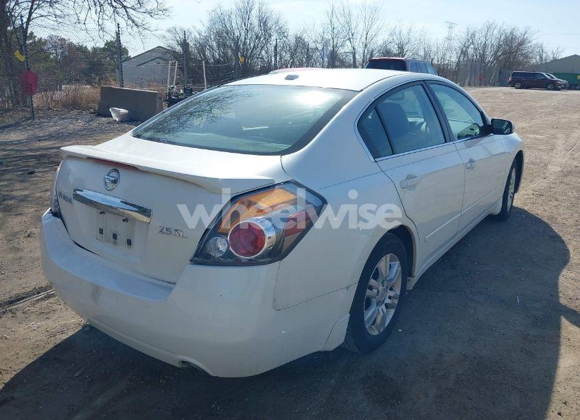 Photo 4 of 2010 Nissan Altima 2.5 S (VIN 1N4AL2AP5AN489962)