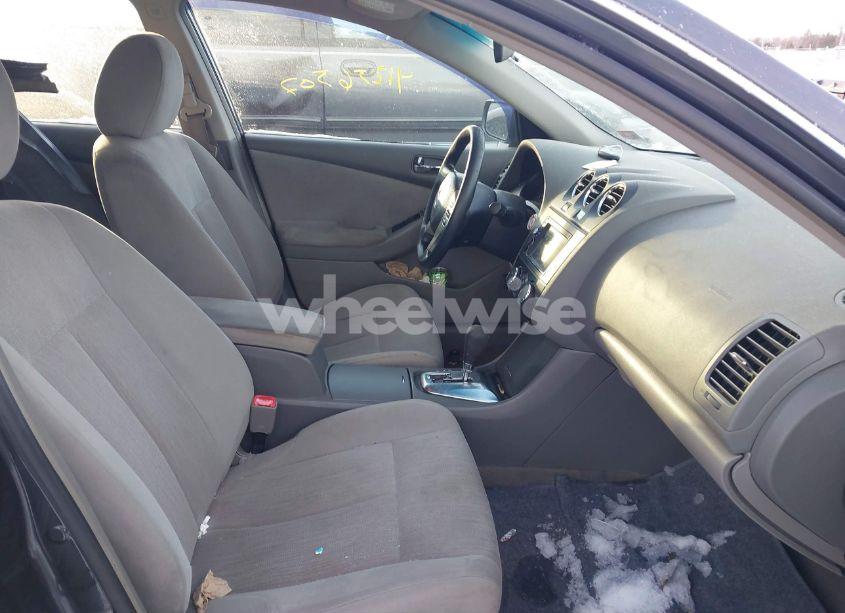 Photo 5 of 2010 Nissan Altima 2.5 S (VIN 1N4AL2AP5AN490738)