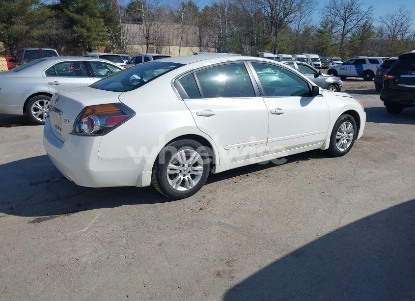 Photo 4 of 2010 Nissan Altima 2.5 S (VIN 1N4AL2AP5AN503102)