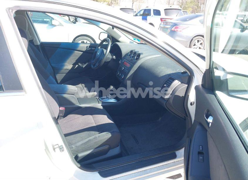 Photo 5 of 2010 Nissan Altima 2.5 S (VIN 1N4AL2AP5AN503102)