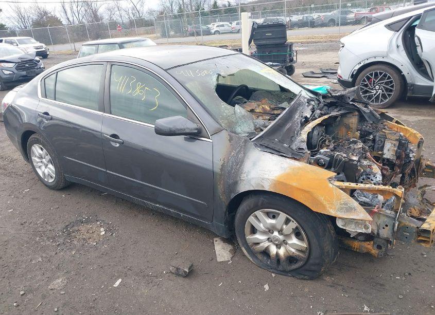 2010 Nissan Altima 2.5 S (VIN 1N4AL2AP5AN505643) main photo