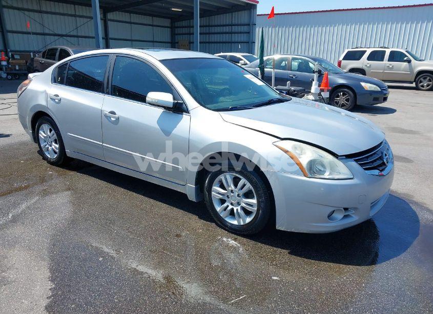 2010 Nissan Altima 2.5 S (VIN 1N4AL2AP5AN513631) main photo