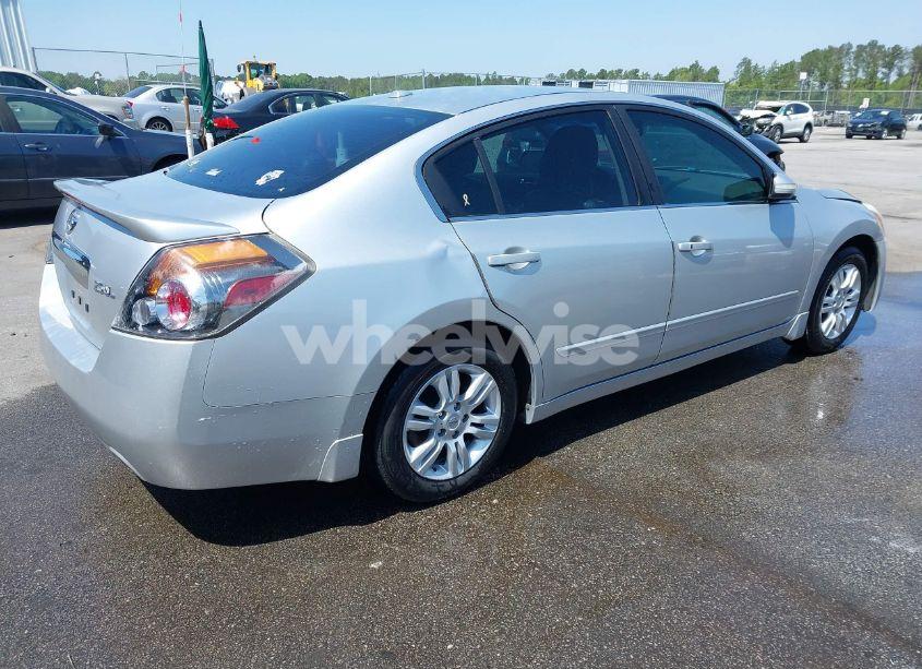 Photo 4 of 2010 Nissan Altima 2.5 S (VIN 1N4AL2AP5AN513631)