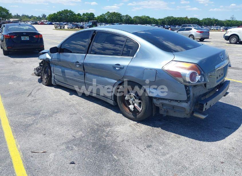 Photo 3 of 2010 Nissan Altima 2.5 S (VIN 1N4AL2AP5AN532227)