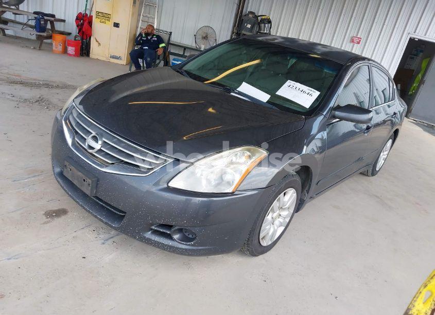Photo 2 of 2010 Nissan Altima 2.5 (VIN 1N4AL2AP5AN534995)