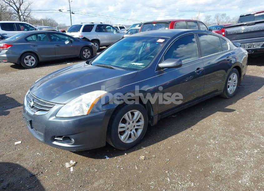 Photo 2 of 2011 Nissan Altima 2.5 S (VIN 1N4AL2AP5BC121293)