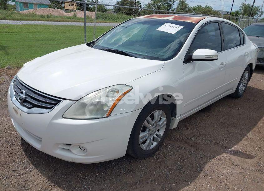 Photo 2 of 2011 Nissan Altima 2.5 S (VIN 1N4AL2AP5BN407665)