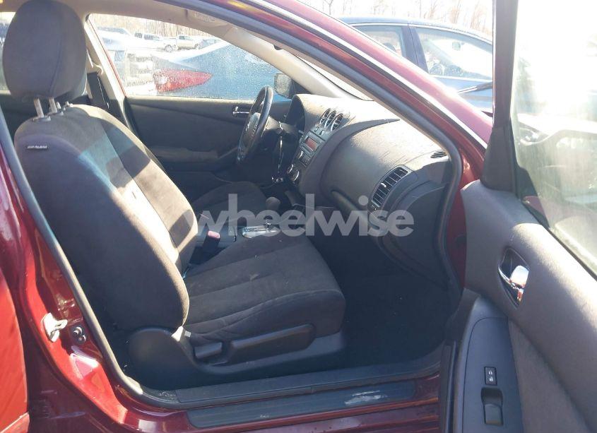 Photo 5 of 2011 Nissan Altima 2.5 S (VIN 1N4AL2AP5BN422084)