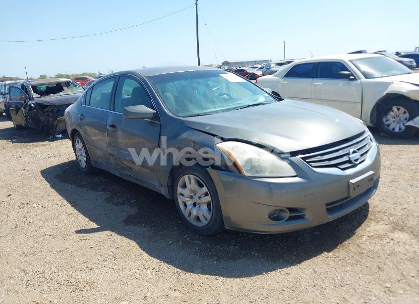 2011 Nissan Altima 2.5 S (VIN 1N4AL2AP5BN426829) main photo