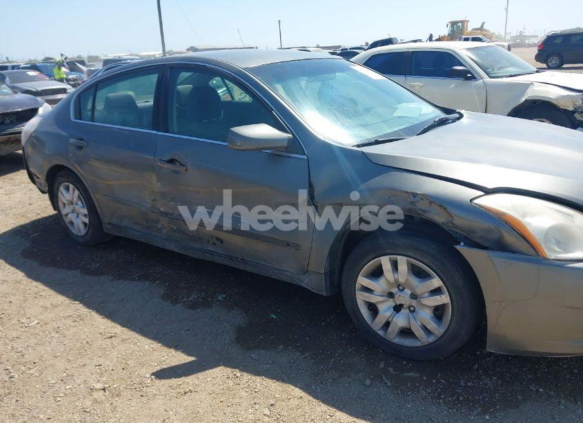 Photo 6 of 2011 Nissan Altima 2.5 S (VIN 1N4AL2AP5BN426829)