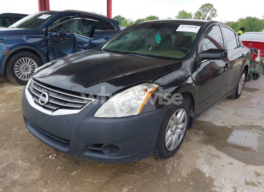 Photo 2 of 2012 Nissan Altima 2.5 S (VIN 1N4AL2AP5CC102678)