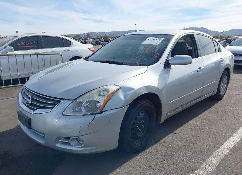 Photo 2 of 2012 Nissan Altima 2.5 (VIN 1N4AL2AP5CC112790)