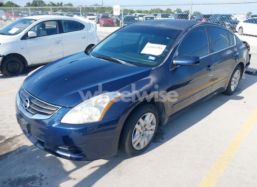 Photo 2 of 2012 Nissan Altima 2.5 S (VIN 1N4AL2AP5CC217314)