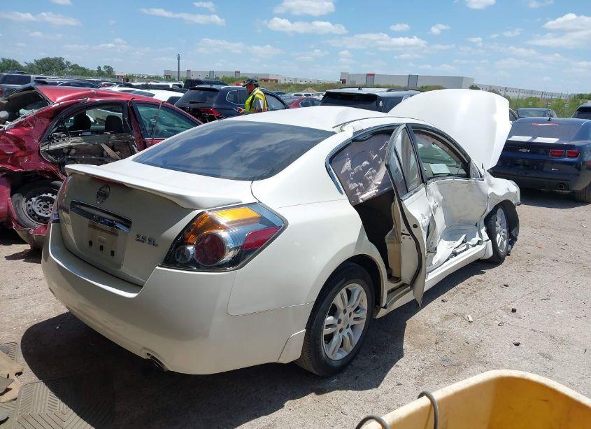 Photo 4 of 2012 Nissan Altima 2.5 S (VIN 1N4AL2AP5CN431837)