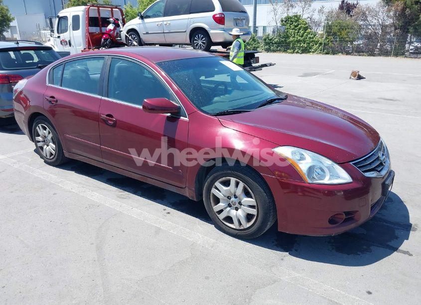 2012 Nissan Altima 2.5 S (VIN 1N4AL2AP5CN501739) main photo