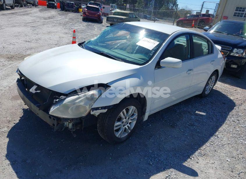 Photo 2 of 2012 Nissan Altima 2.5 S (VIN 1N4AL2AP5CN560337)