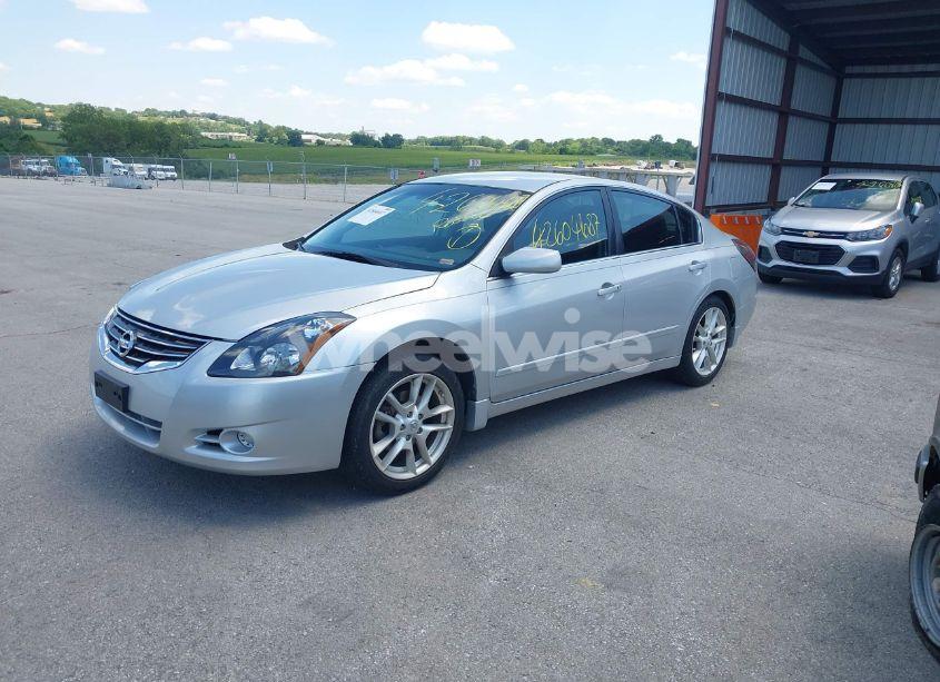Photo 2 of 2012 Nissan Altima 2.5 S (VIN 1N4AL2AP5CN568695)