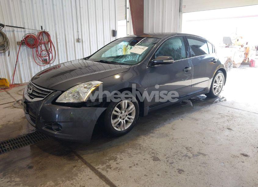 Photo 2 of 2010 Nissan Altima 2.5 SL (VIN 1N4AL2AP6AC149604)