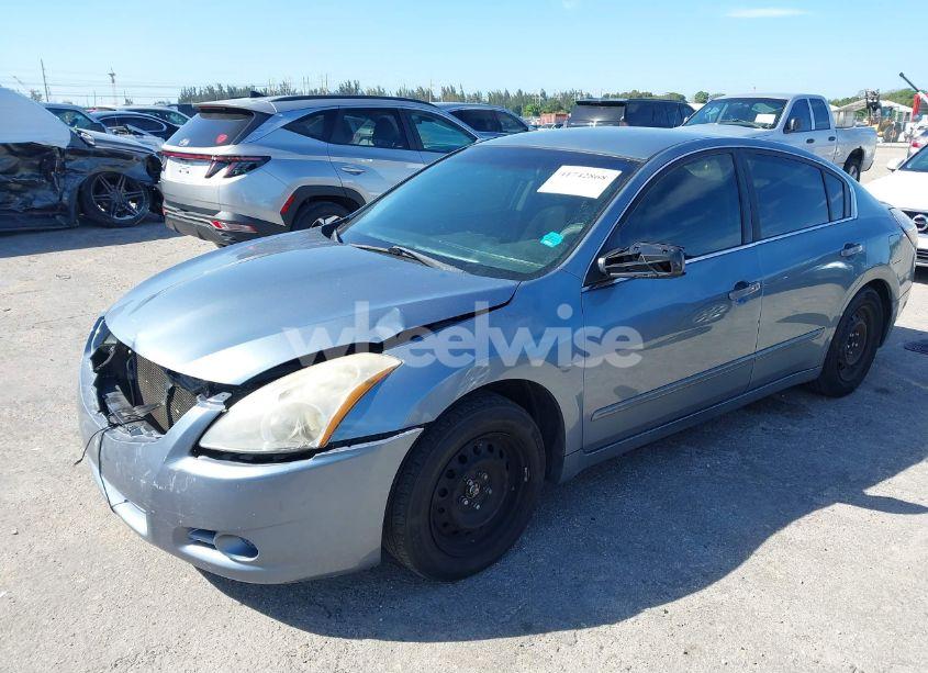 Photo 2 of 2010 Nissan Altima 2.5 S (VIN 1N4AL2AP6AN430340)