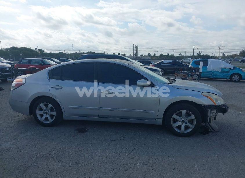 Photo 14 of 2010 Nissan Altima 2.5 S (VIN 1N4AL2AP6AN457750)