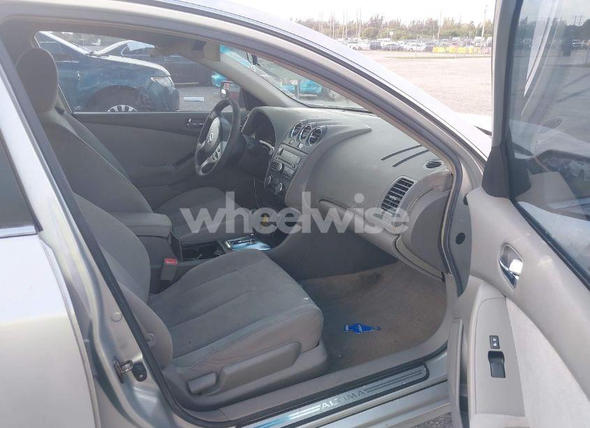 Photo 5 of 2010 Nissan Altima 2.5 S (VIN 1N4AL2AP6AN457750)