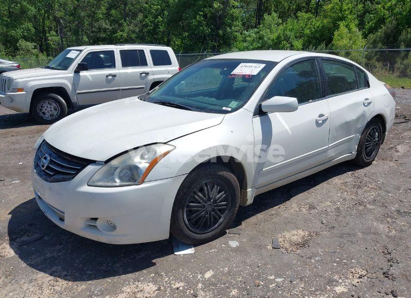 Photo 2 of 2010 Nissan Altima 2.5 S (VIN 1N4AL2AP6AN505554)