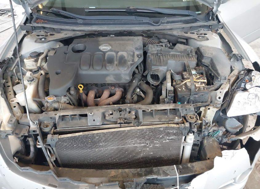 Photo 10 of 2010 Nissan Altima 2.5 S (VIN 1N4AL2AP6AN527960)