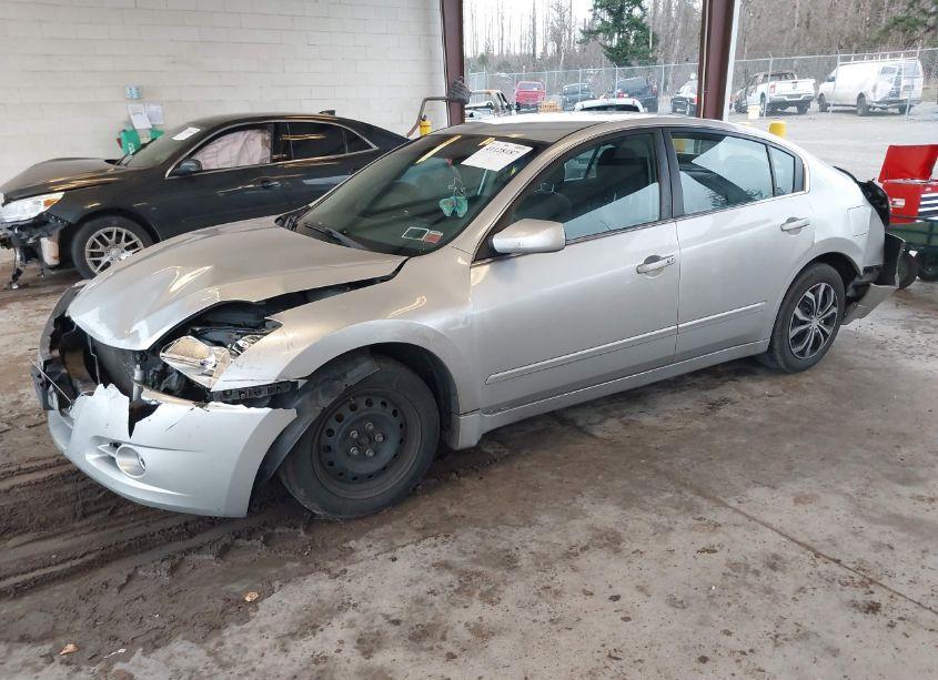 Photo 2 of 2010 Nissan Altima 2.5 S (VIN 1N4AL2AP6AN527960)