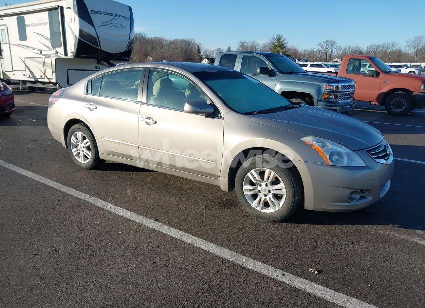 2011 Nissan Altima 2.5 S (VIN 1N4AL2AP6BC104437) main photo