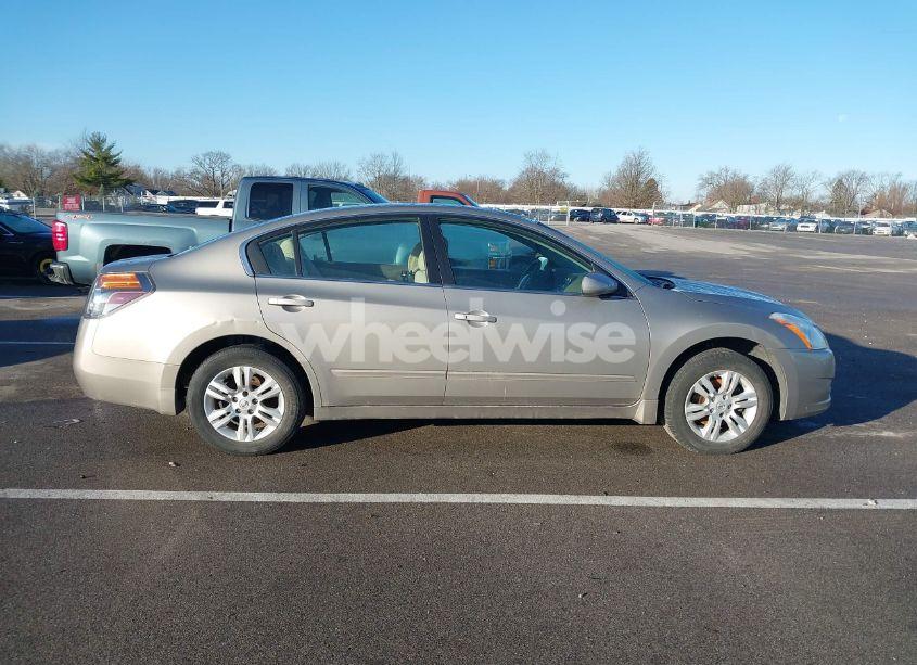 Photo 13 of 2011 Nissan Altima 2.5 S (VIN 1N4AL2AP6BC104437)