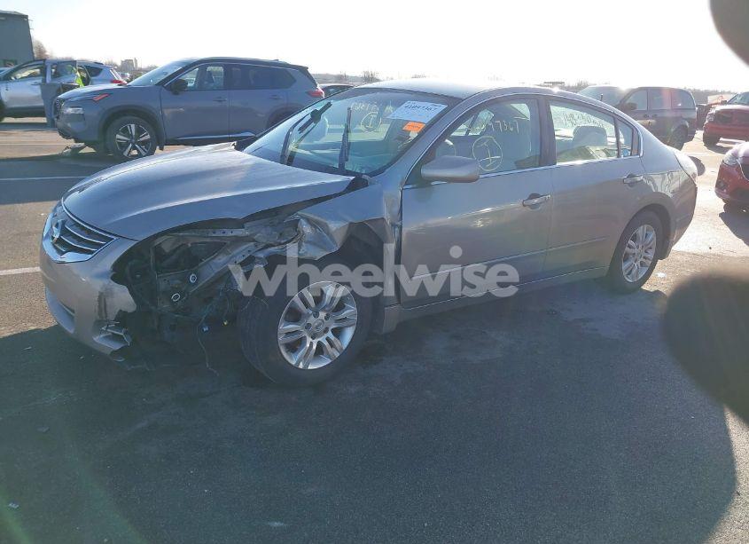 Photo 2 of 2011 Nissan Altima 2.5 S (VIN 1N4AL2AP6BC104437)