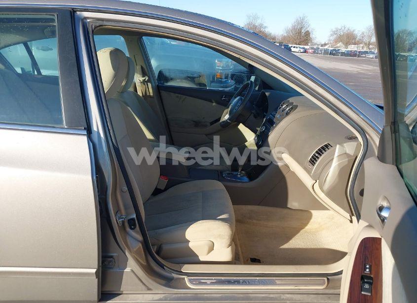 Photo 5 of 2011 Nissan Altima 2.5 S (VIN 1N4AL2AP6BC104437)