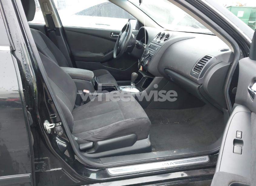 Photo 5 of 2011 Nissan Altima 2.5 S (VIN 1N4AL2AP6BC105863)