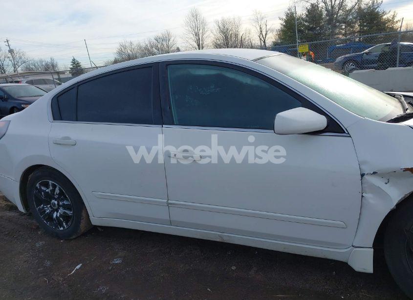 Photo 13 of 2011 Nissan Altima 2.5 S (VIN 1N4AL2AP6BC109122)