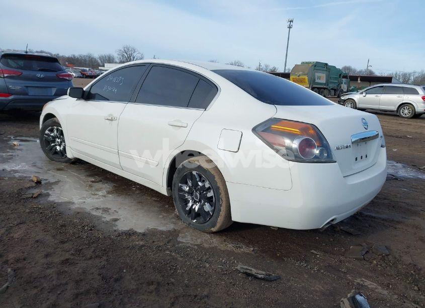 Photo 3 of 2011 Nissan Altima 2.5 S (VIN 1N4AL2AP6BC109122)