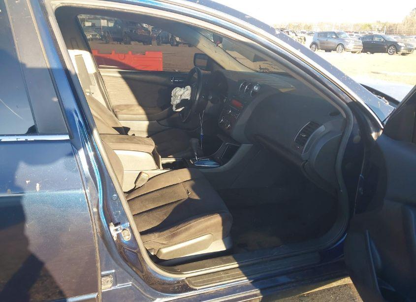 Photo 5 of 2011 Nissan Altima 2.5 S (VIN 1N4AL2AP6BC152777)