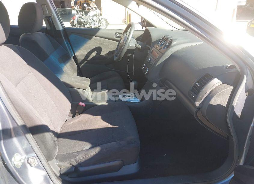 Photo 5 of 2011 Nissan Altima 2.5 S (VIN 1N4AL2AP6BC174018)