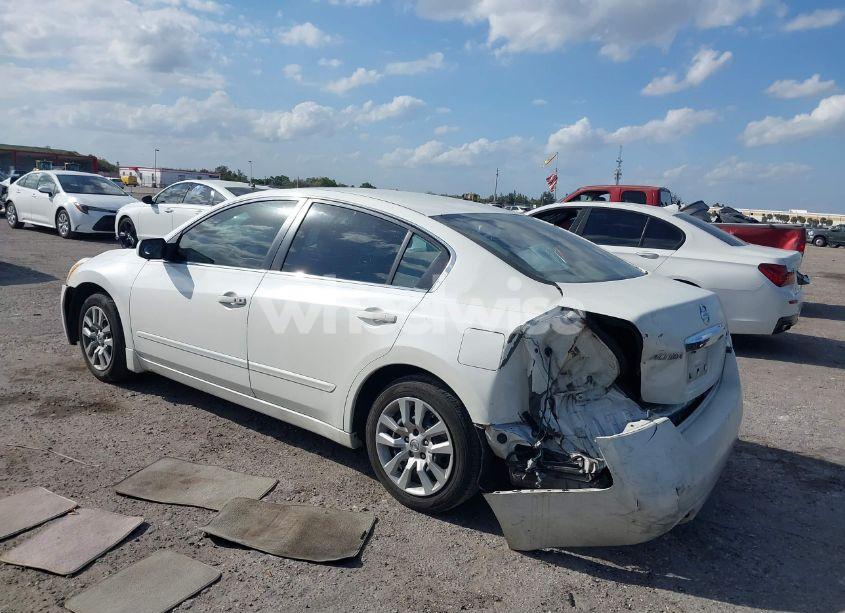 Photo 3 of 2011 Nissan Altima 2.5 S (VIN 1N4AL2AP6BC178635)