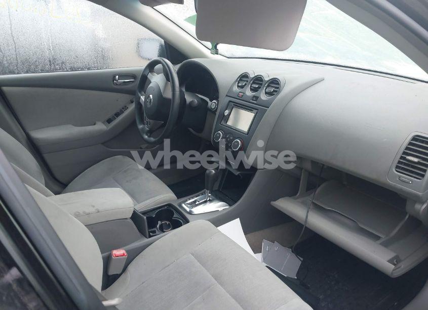 Photo 5 of 2011 Nissan Altima 2.5 (VIN 1N4AL2AP6BN409926)