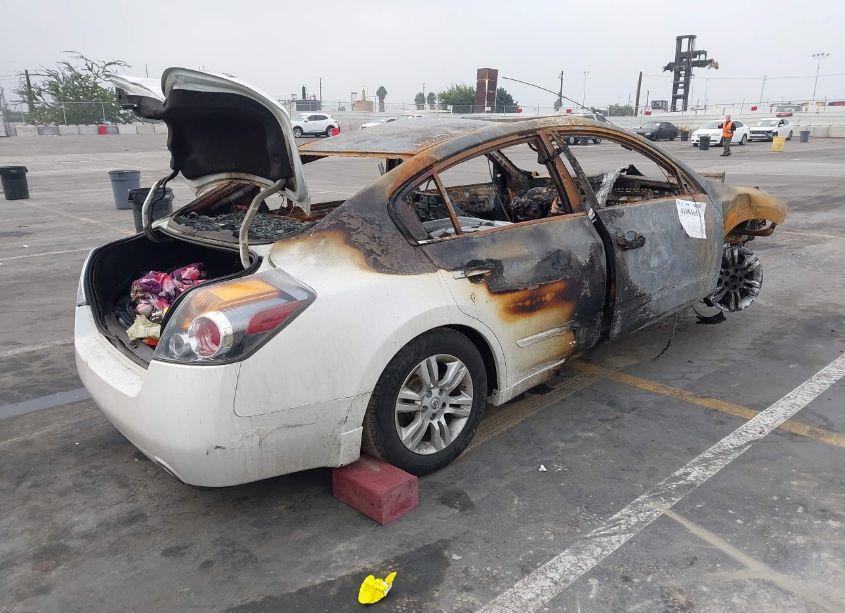 Photo 4 of 2011 Nissan Altima 2.5 S (VIN 1N4AL2AP6BN433417)