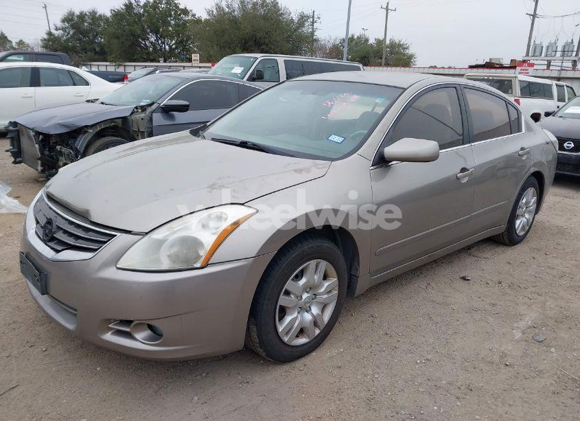 Photo 2 of 2011 Nissan Altima 2.5 S (VIN 1N4AL2AP6BN437905)
